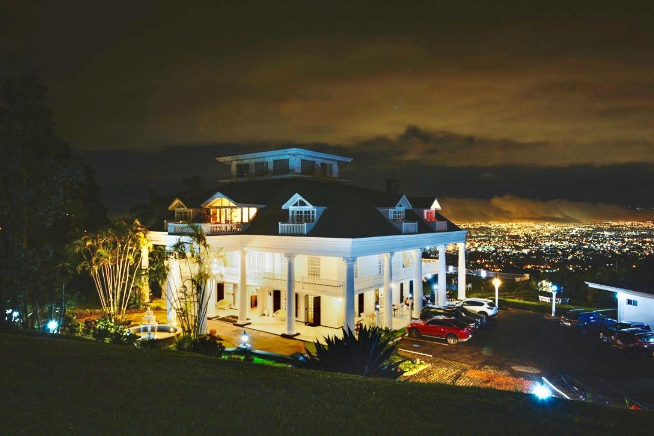 Fogo 5* Escazú