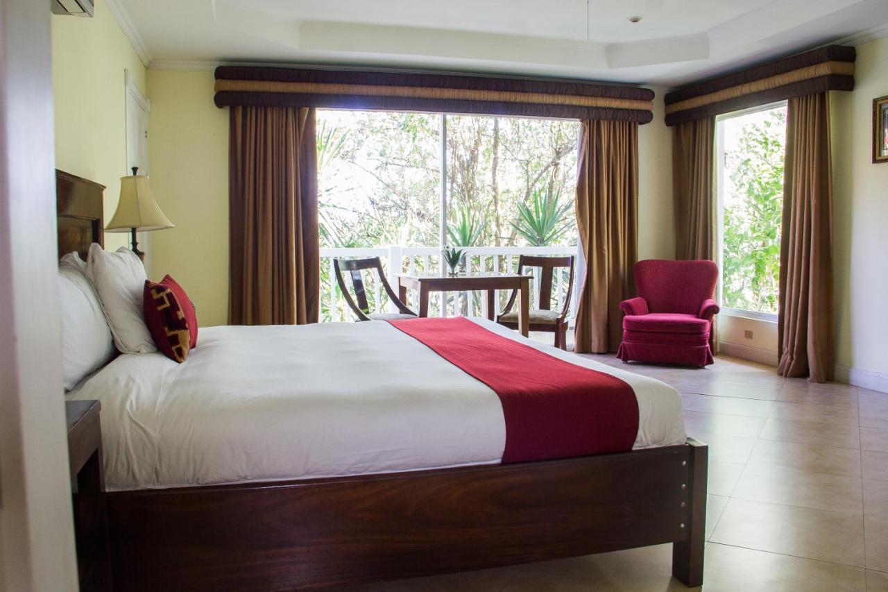 Fogo 5* Escazú
